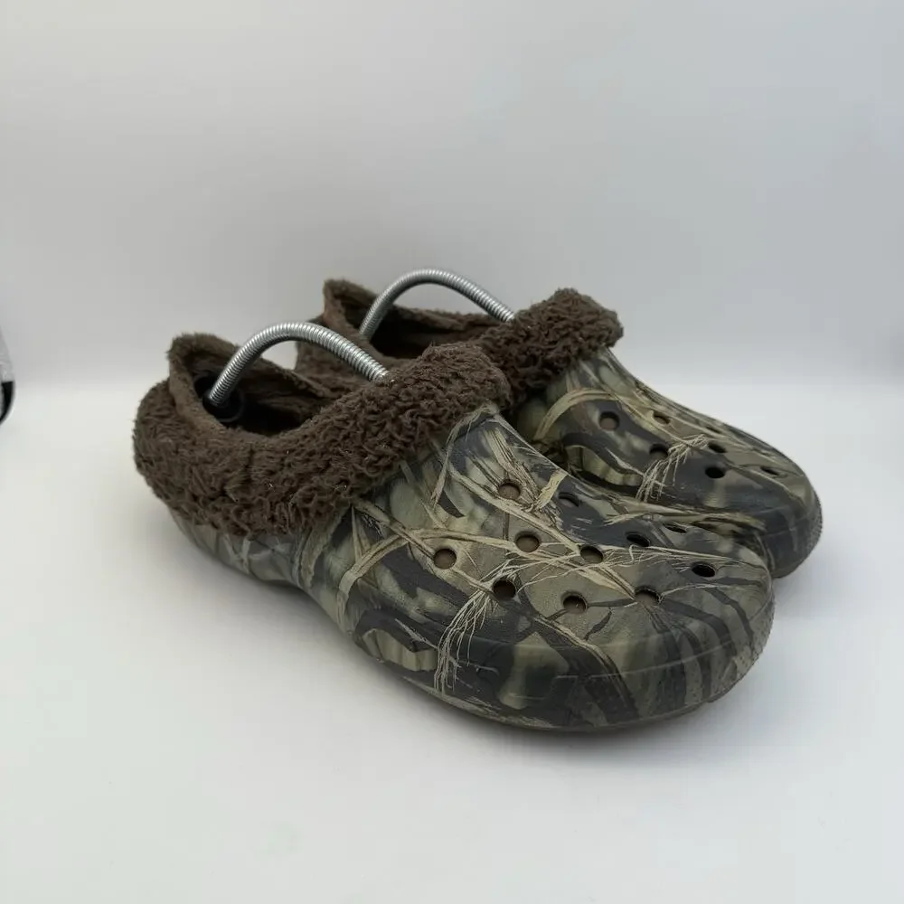 Crocs Unisex CAMO Fleece Lined Clogs Mens Size 10 Womens 12 Comfort Slip on Shoe